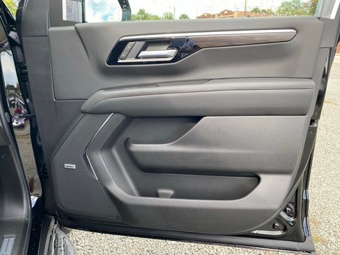 New 2026 Chevrolet Tahoe Premier image 23