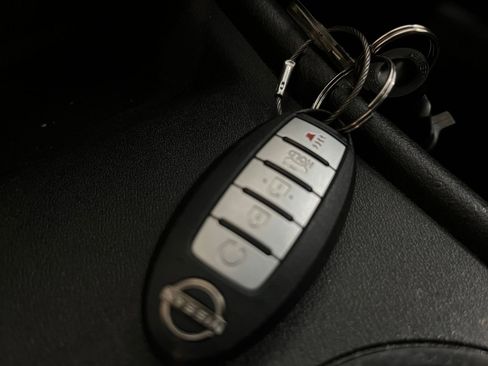 Used 2025 Nissan Altima 2.5 SV FWD image 21
