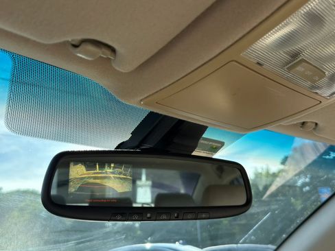 Used 2011 Toyota Avalon Limited FWD image 16