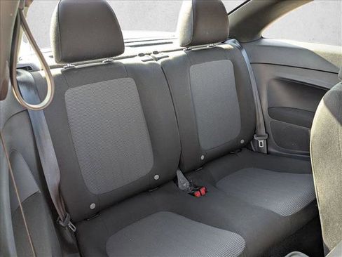 Used 2016 Volkswagen Beetle 1.8T S image 17