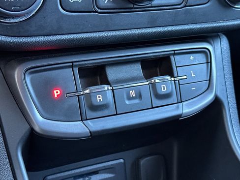 Used 2023 GMC Terrain AT4 image 21