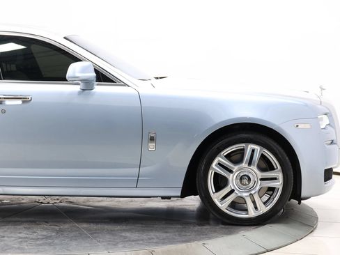 Used 2017 Rolls-Royce Ghost RWD image 86