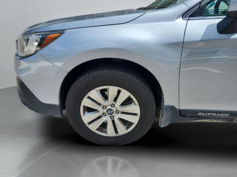 Used 2018 Subaru Outback 2.5i Premium image 23