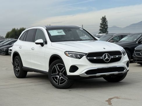 New 2026 Mercedes-Benz GLC 300 GLC 300 image 2
