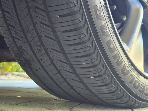 Used 2011 INFINITI FX50 AWD w/ Sport Pkg image 48