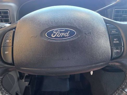Used 2005 Ford Excursion XLT AWD/4WD image 15