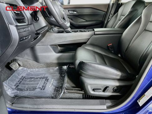 Used 2023 Nissan Rogue SV w/ SV Premium B Package AWD/4WD image 27