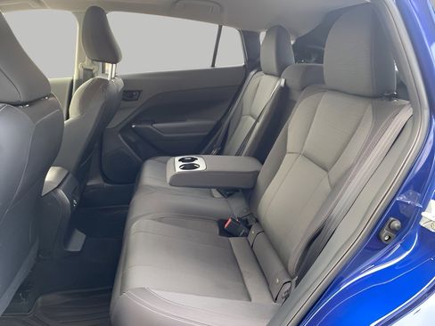Used 2024 Subaru Crosstrek 2.0i Premium image 10