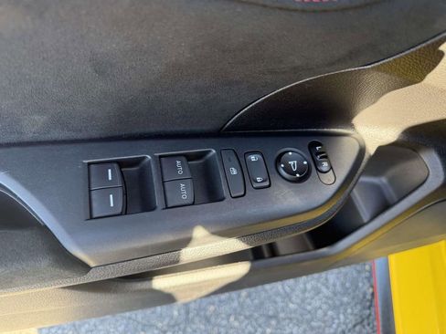 Used 2021 Honda Civic Type R Limited image 13
