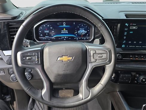 Used 2024 Chevrolet Silverado 1500 LTZ image 9