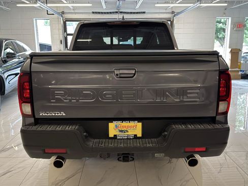 Used 2025 Honda Ridgeline RTL image 5