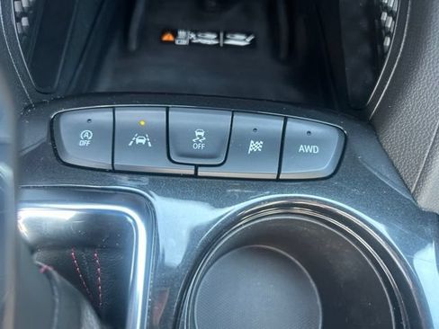 Used 2024 Chevrolet TrailBlazer RS w/ Convenience Package AWD/4WD image 35
