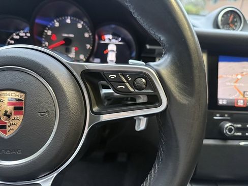 Used 2017 Porsche Macan S image 16