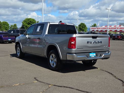 Used 2025 RAM 1500 Big Horn AWD/4WD image 12