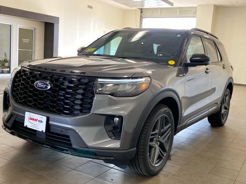New 2026 Ford Explorer ST-Line w/ ST-Line Street Pack AWD/4WD image 34