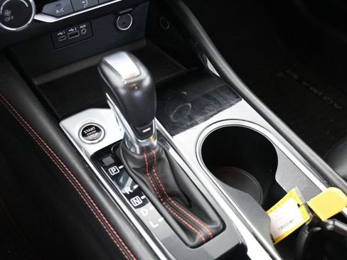 Used 2024 Nissan Altima 2.5 SR image 23