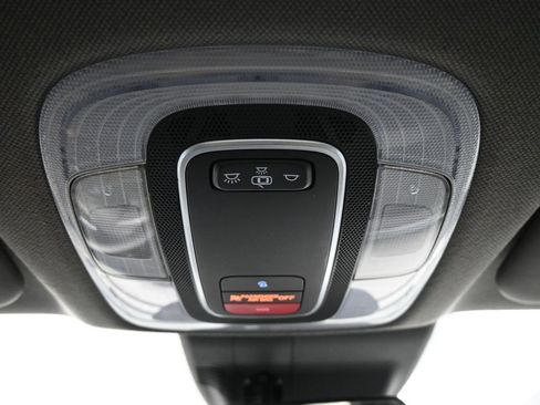 Certified 2022 Hyundai Elantra SEL w/ Cargo Package image 17