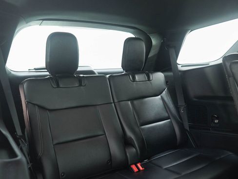 Used 2020 Ford Explorer ST w/ Premium Technology Package image 14