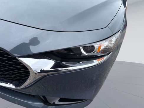 Certified 2025 MAZDA MAZDA3 s image 9