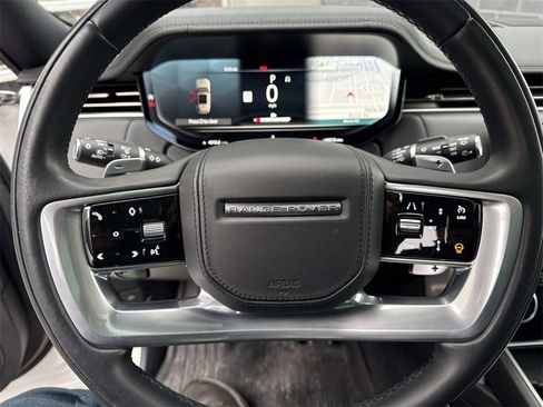 Used 2023 Land Rover Range Rover SE image 28