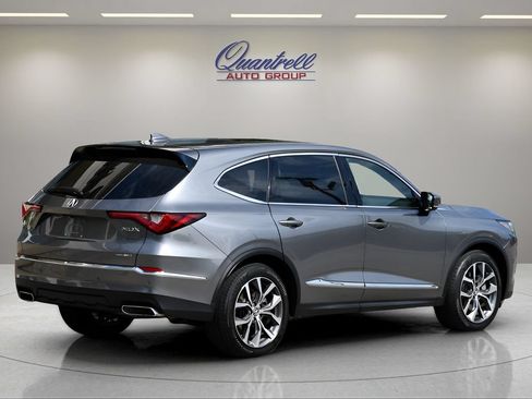 Used 2024 Acura MDX SH-AWD w/ Technology Package image 4