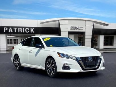 Used 2022 Nissan Altima 2.5 SR