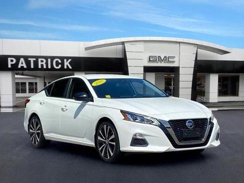Used 2022 Nissan Altima 2.5 SR FWD image 1