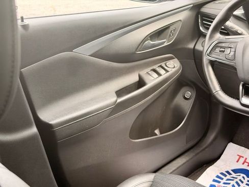 Used 2025 Buick Envista Preferred w/ Convenience I Package FWD image 21