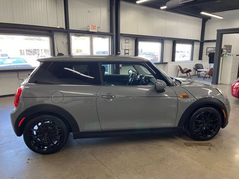 Used 2019 MINI Cooper 2-Door Hardtop FWD image 20