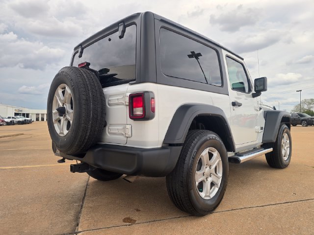 Used 2023 Jeep Wrangler Sport AWD/4WD image 11