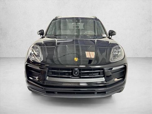 Used 2026 Porsche Macan AWD/4WD image 6