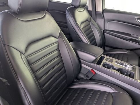Used 2024 Ford Edge SEL w/ Convenience Package AWD/4WD image 5