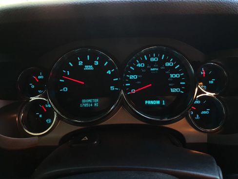 Used 2008 Chevrolet Silverado 3500 LT w/ EZ-Lift Tailgate Package image 19