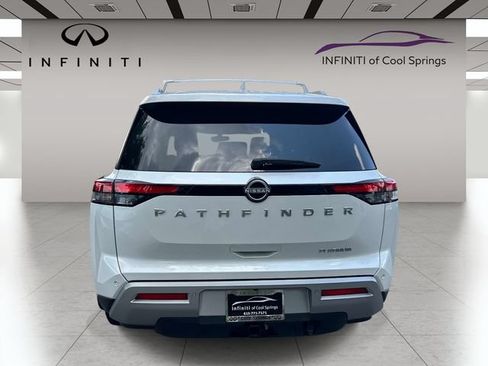 Used 2025 Nissan Pathfinder Platinum w/ Cargo Package FWD image 6