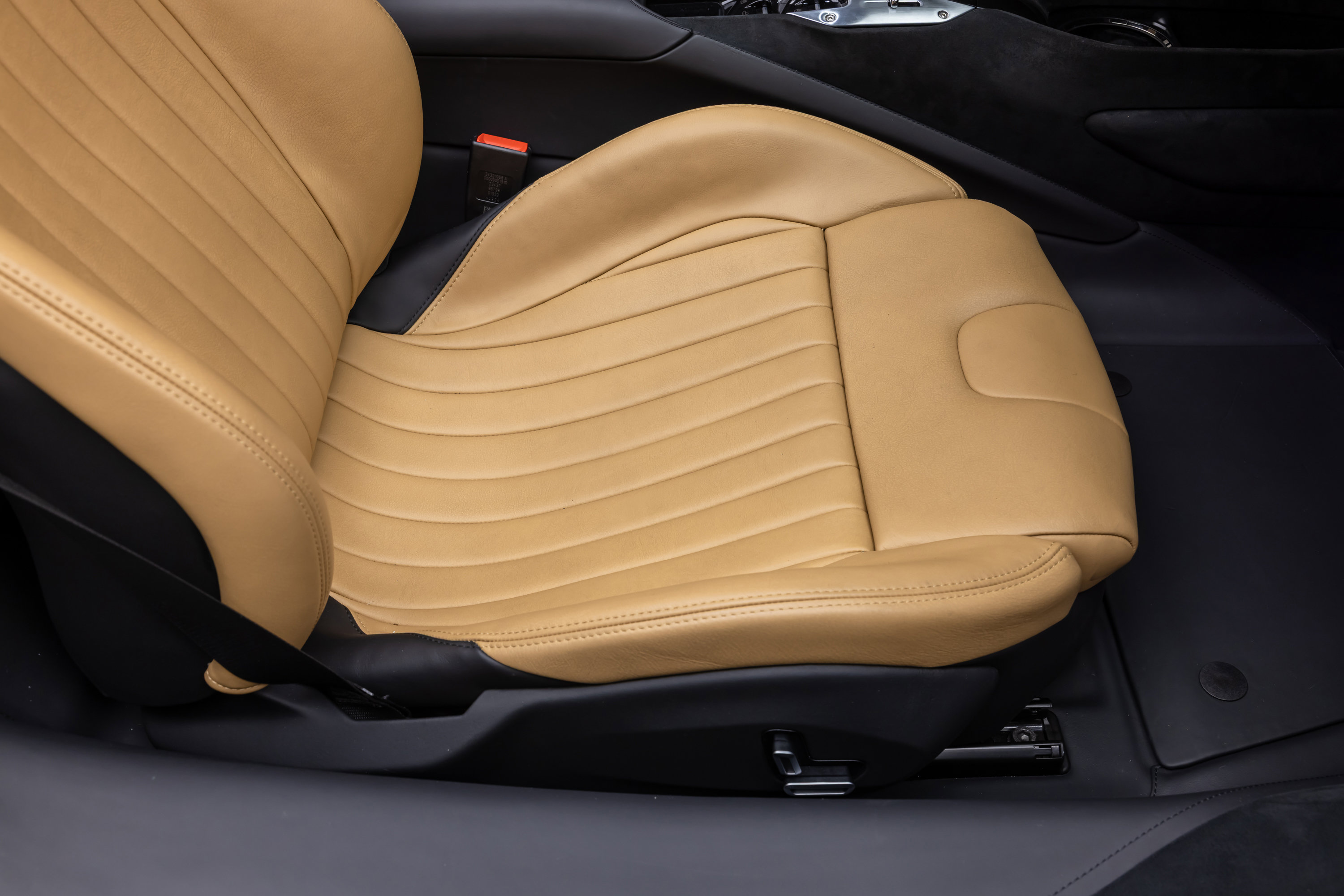 Certified 2022 Ferrari SF90 Spider AWD/4WD image 40