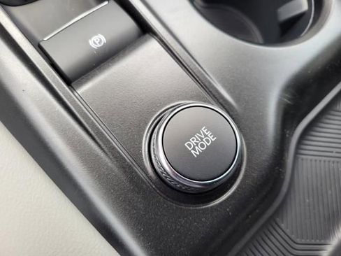 New 2025 Ford Explorer Active w/ Active Comfort Package image 26