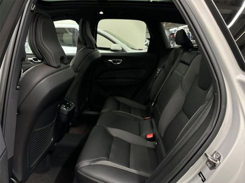Certified 2022 Volvo XC60 B6 R-Design w/ Advanced Package image 14
