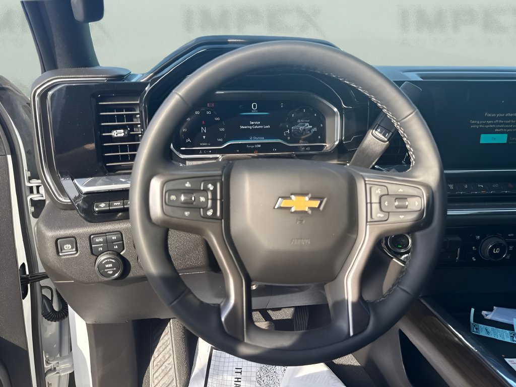 Used 2025 Chevrolet Silverado 2500 High Country w/ High Country Premium Package AWD/4WD image 12