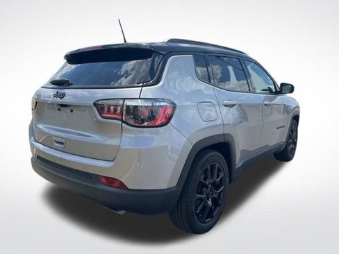 Used 2022 Jeep Compass Altitude image 6