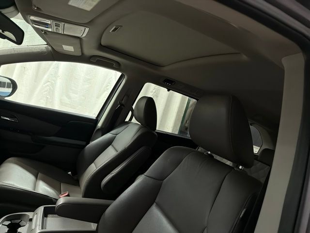 Used 2015 Honda Odyssey EX-L image 15