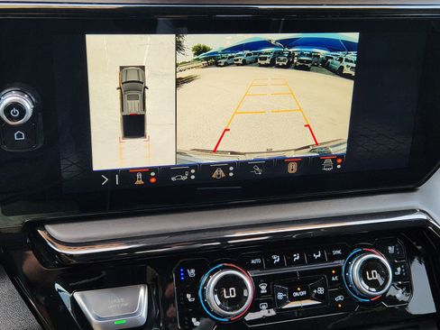 Used 2024 GMC Sierra 1500 AT4X AWD/4WD image 8