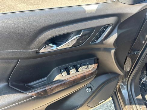 Used 2020 GMC Acadia Denali AWD/4WD image 10