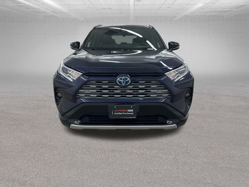 Used 2020 Toyota RAV4 XSE image 4