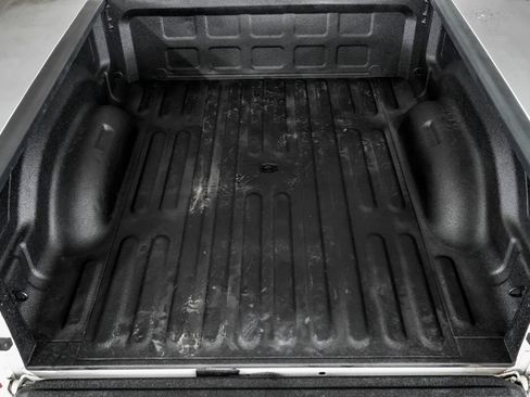 Used 2018 RAM 2500 Laramie w/ Sport Appearance Group AWD/4WD image 51