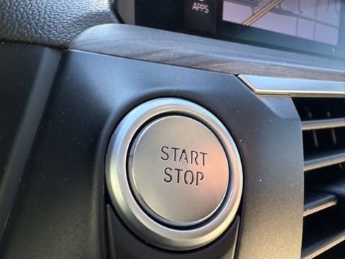 Used 2020 BMW X3 xDrive30e w/ Premium Package image 22