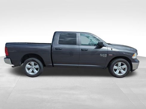 Used 2023 RAM 1500 Classic SLT AWD/4WD image 8