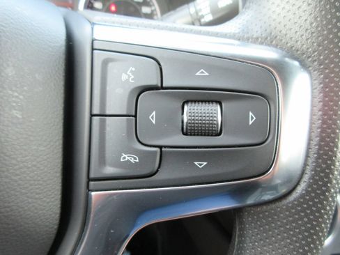 Used 2024 Chevrolet Blazer LT w/ Convenience Package FWD image 25