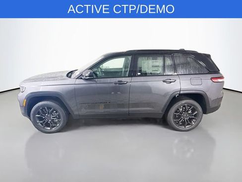 New 2025 Jeep Grand Cherokee Limited AWD/4WD image 4