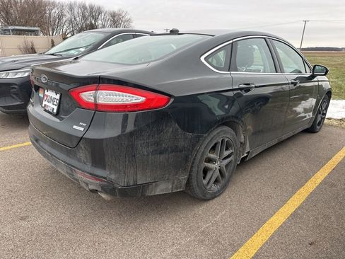Used 2013 Ford Fusion SE image 9