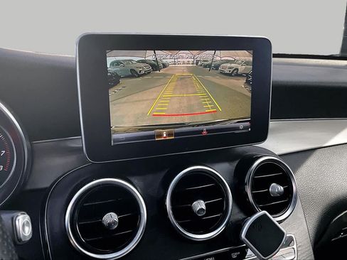 Used 2019 Mercedes-Benz GLC 350e 4MATIC image 26